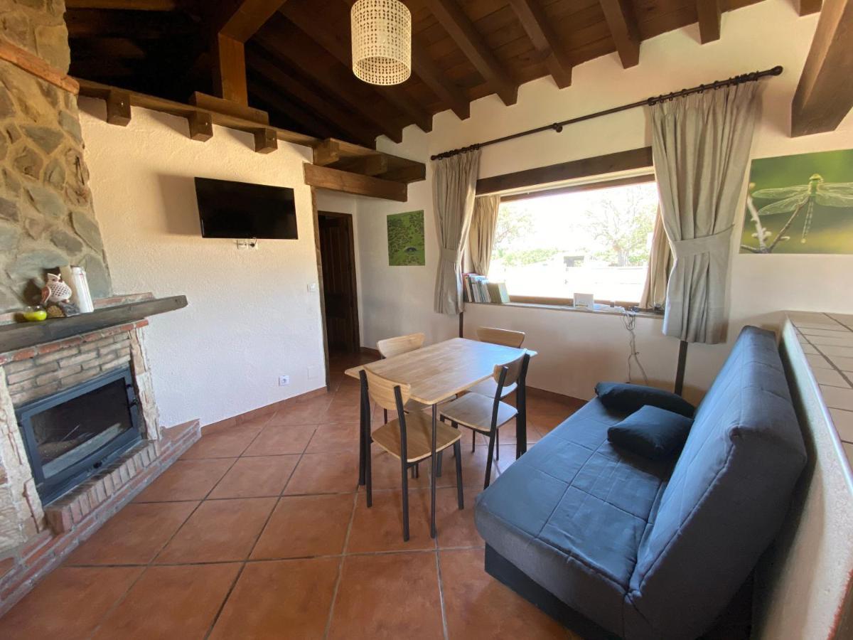 Eco-Lodge En La Reserva Privada Campanarios De Azaba - Proyecto De Conservacion Espeja Zewnętrze zdjęcie