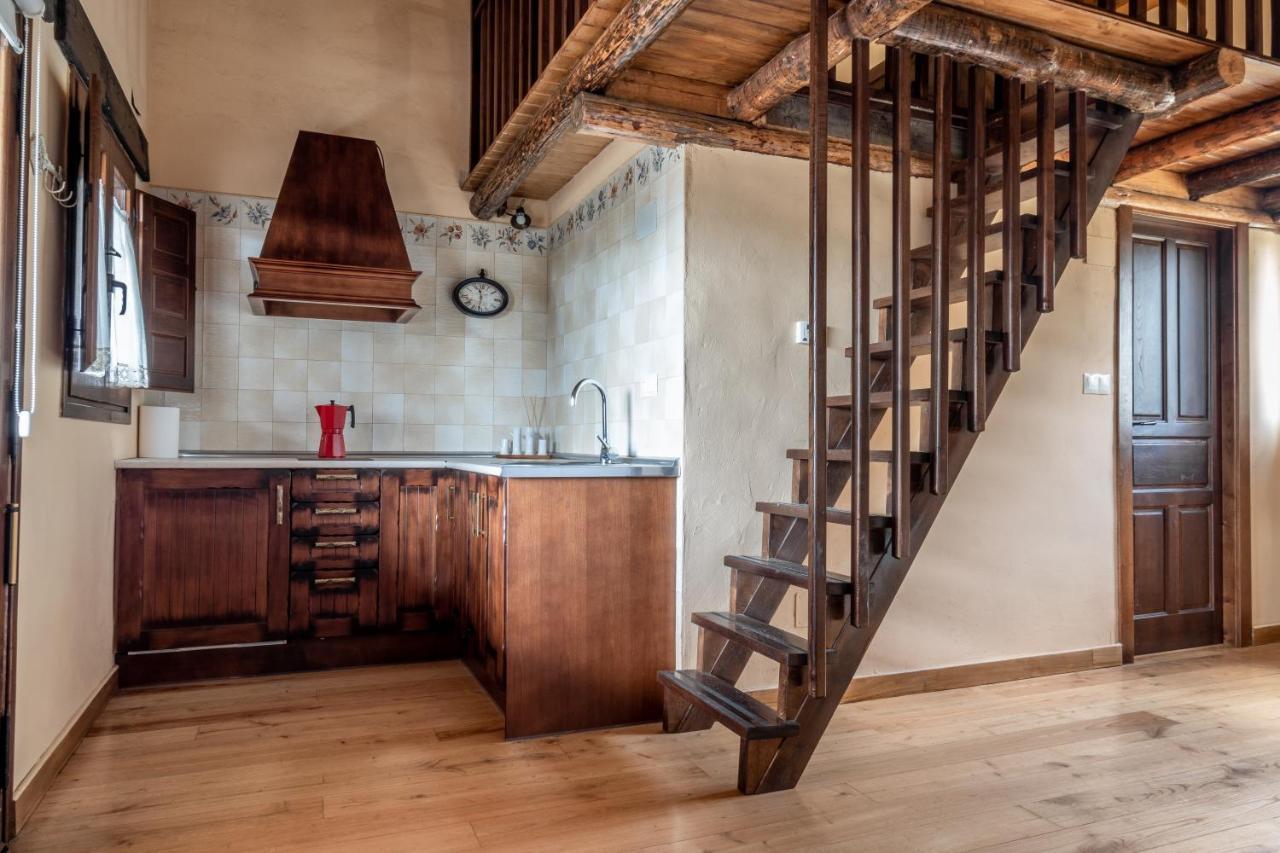 Eco-Lodge En La Reserva Privada Campanarios De Azaba - Proyecto De Conservacion Espeja Zewnętrze zdjęcie