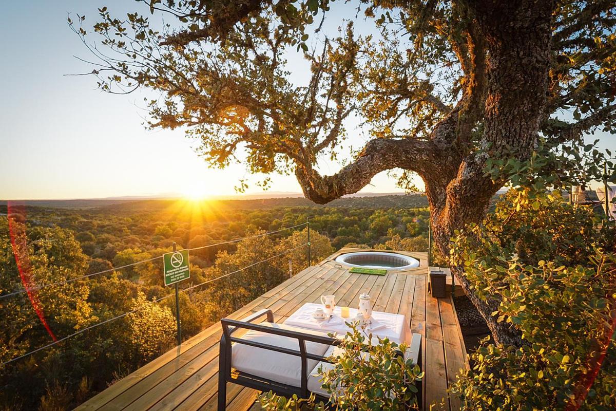 Eco-Lodge En La Reserva Privada Campanarios De Azaba - Proyecto De Conservacion Espeja Zewnętrze zdjęcie